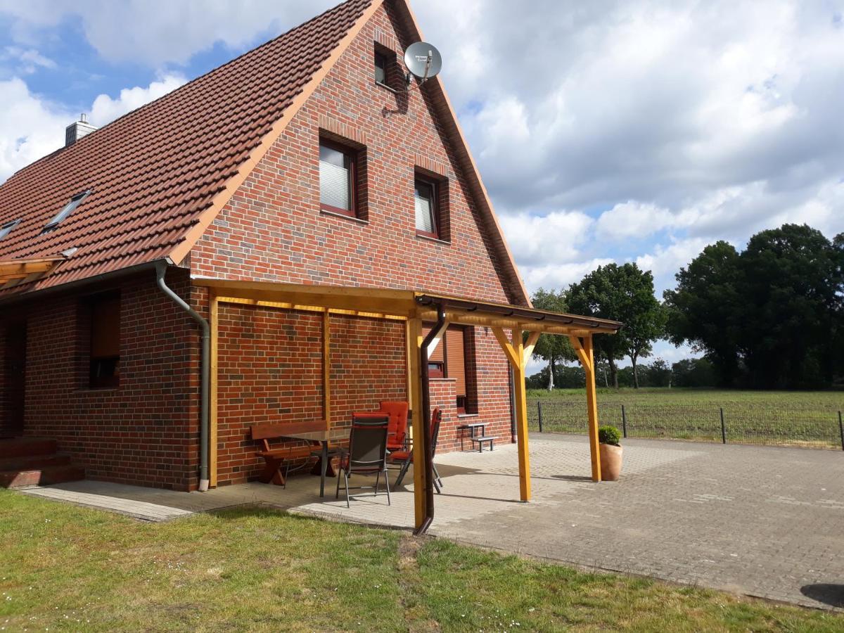 Gaestewohnung Von Oesen ออสแทร์โฮลซ์-ชาร์มเบค ภายนอก รูปภาพ
