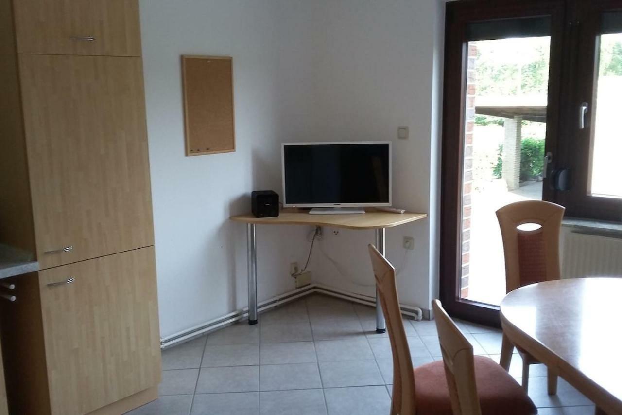 Gaestewohnung Von Oesen ออสแทร์โฮลซ์-ชาร์มเบค ภายนอก รูปภาพ