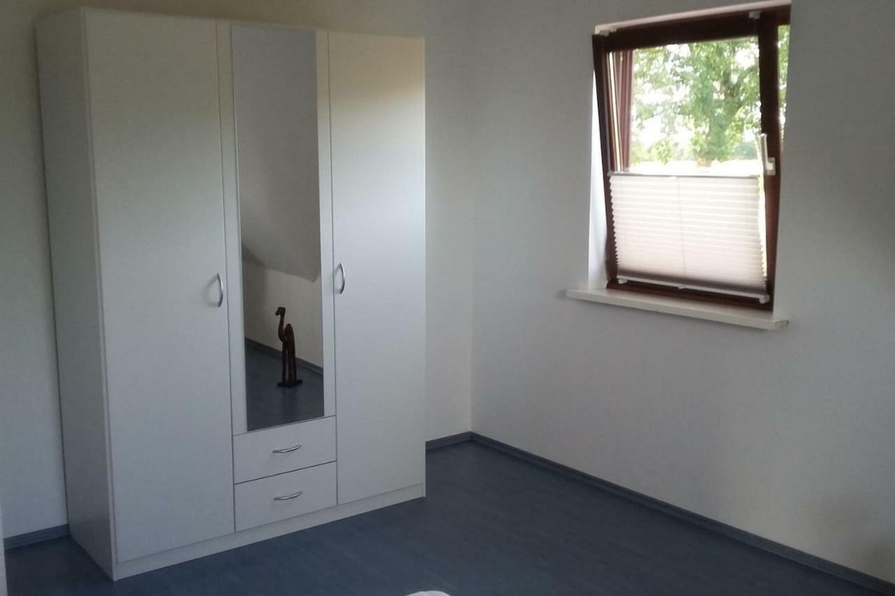 Gaestewohnung Von Oesen ออสแทร์โฮลซ์-ชาร์มเบค ภายนอก รูปภาพ